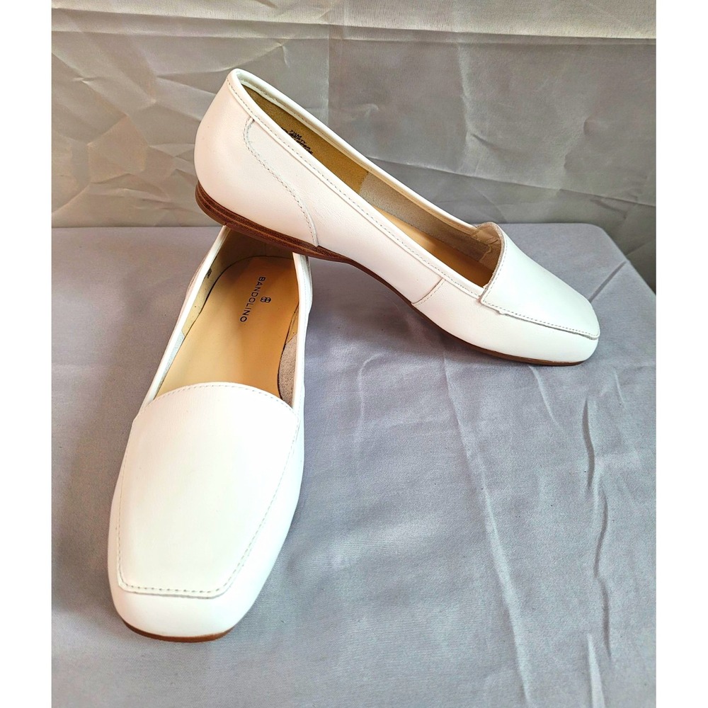 Bandolino Women's White Leather Slip-On Loafer Flats Comfort Square Toe 7.5M